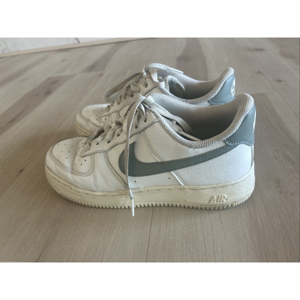 Size 8.5 Nike Air Force 1 '07 Next Nature Sail Mica Green W